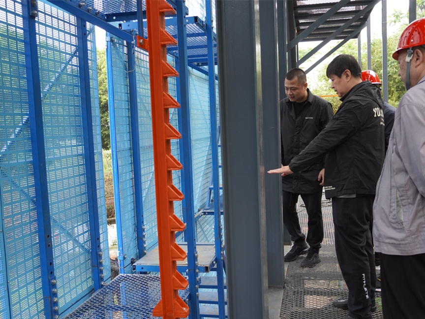 全钢起升式外防护架（装配起升式作业防护平台）AX-Ⅱ型通过国家级检测(图3)